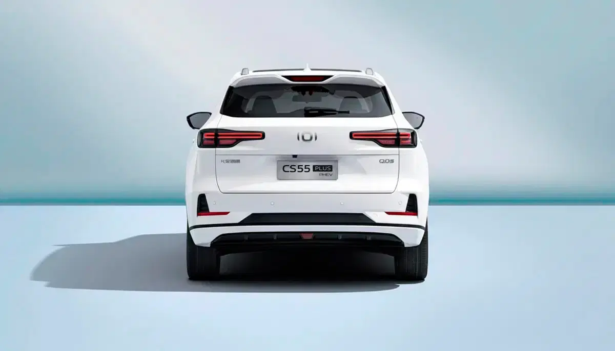CS55 Plus PHEV Galería 02