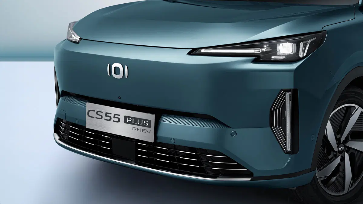 CS55 Plus PHEV Galería 03