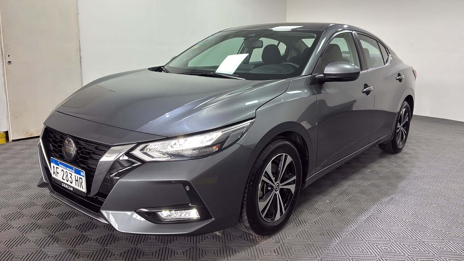 Nissan SENTRA 2.0 ADVANCE MT