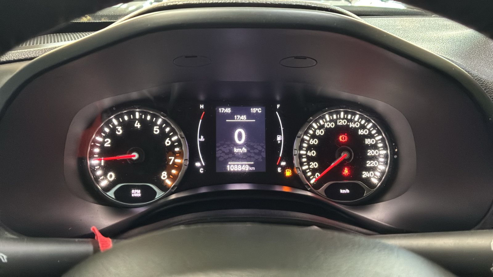 Foto 10 de Jeep Jeep Renegade 1.8l Sport