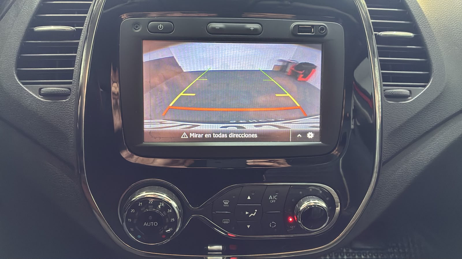 Foto 2 de Renault Captur Intens 1.6. cvt