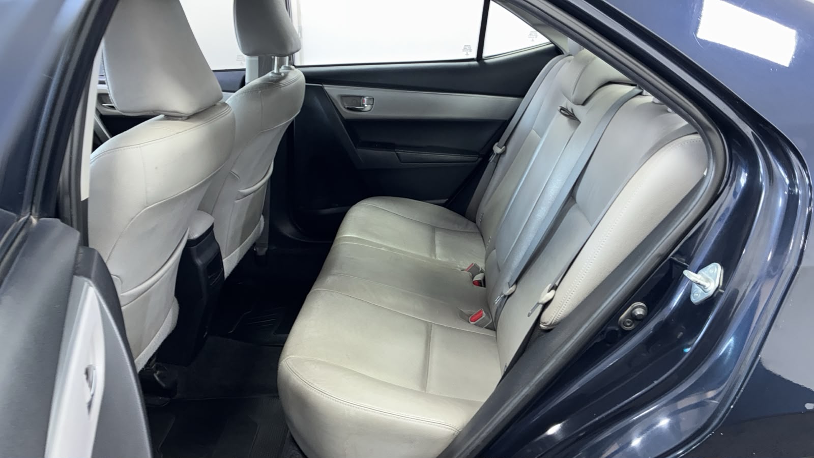 Foto 9 de Toyota Corolla Xei pack CVT 1.8