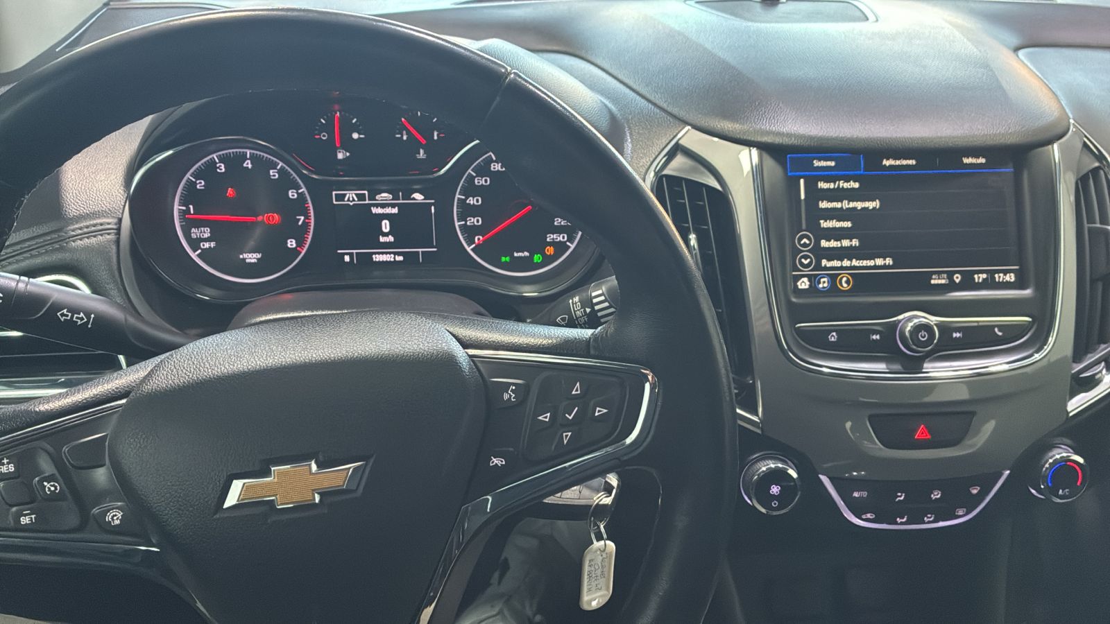 Foto 4 de Chevrolet Cruze  4P 1.4T LT MT