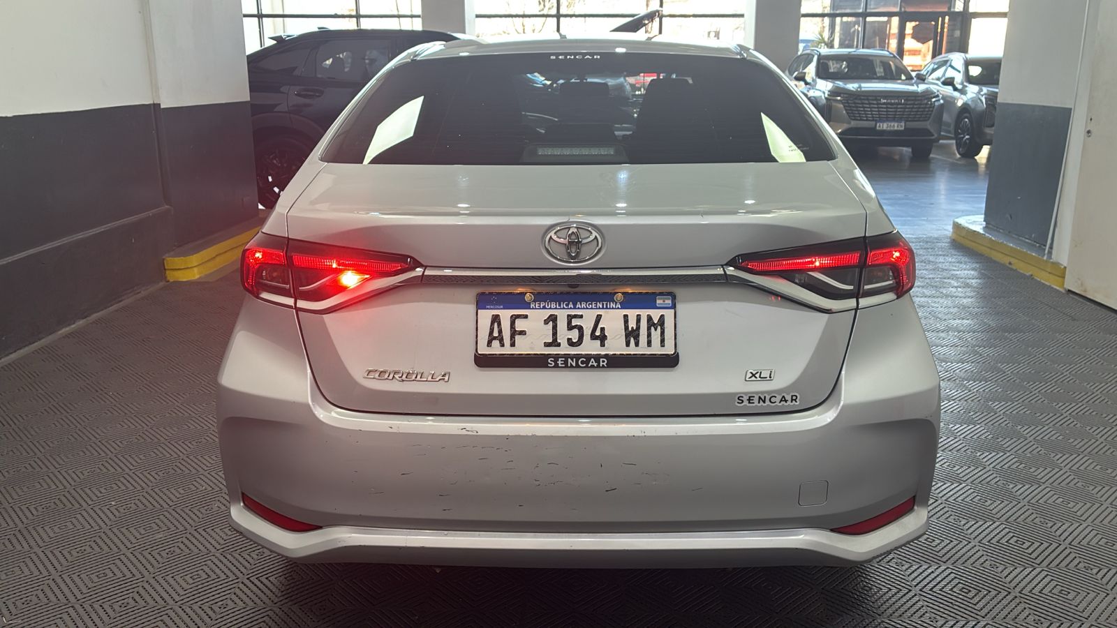 Foto 5 de Toyota Corolla Xli 2.0 mt