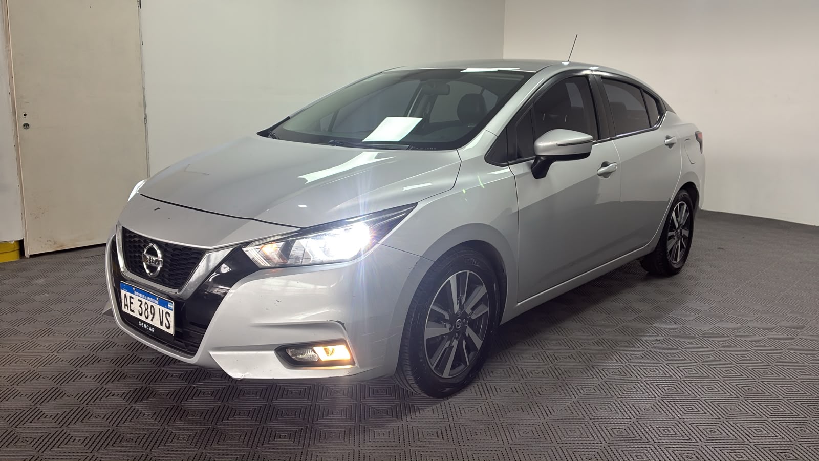 Nissan Versa Advance At 1.6